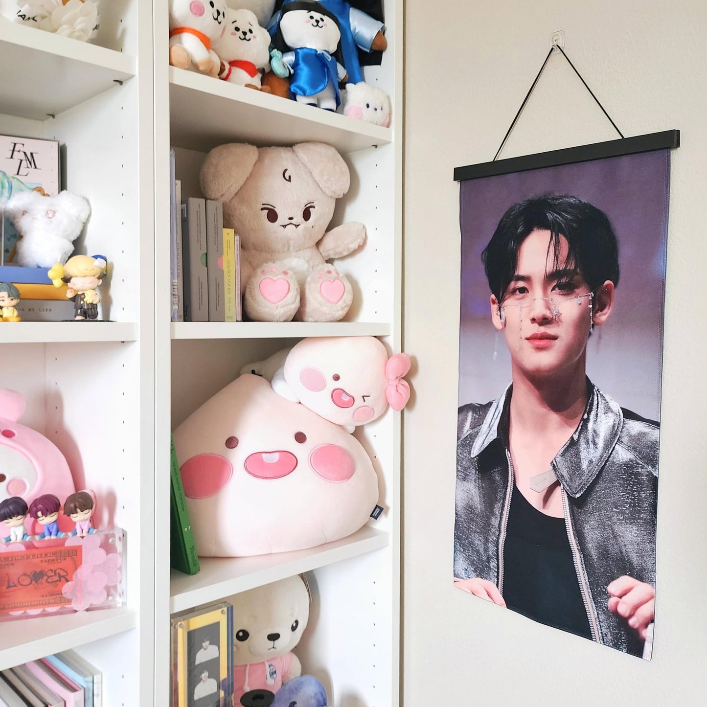 Kpop Fabric Slogan Banner Holder Display