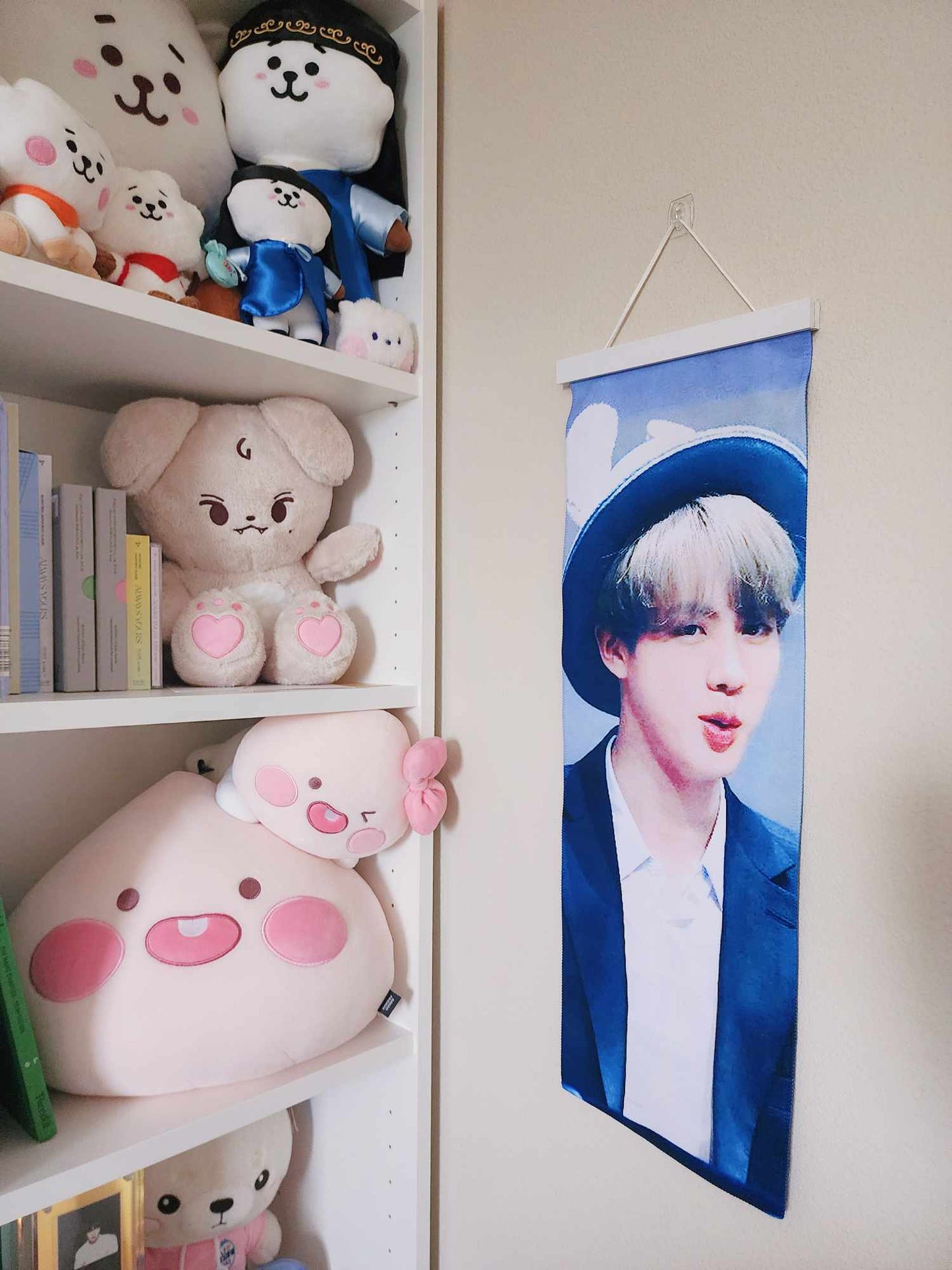 Kpop Fabric Slogan Banner Holder Display
